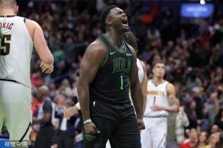 他的全力以 他的全力以