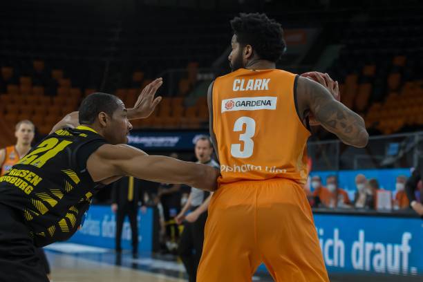 状态更早崩 状态更早崩